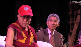 Illustration for article titled The Dalai Lama Is A Giant Bandwagoner